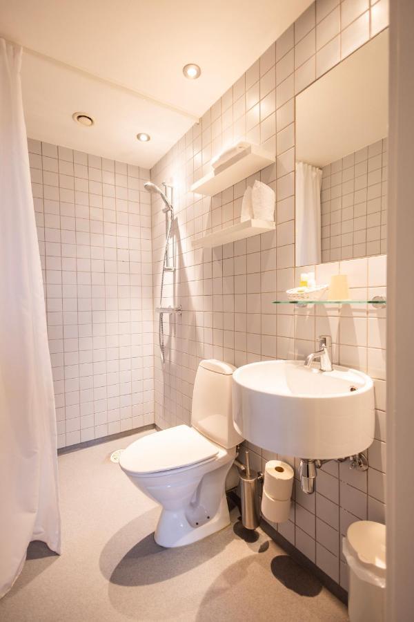 ホテル Konventum Conference Center ヘルシンゲル エクステリア 写真